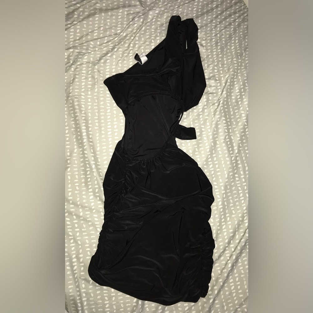 Very sassy dress!